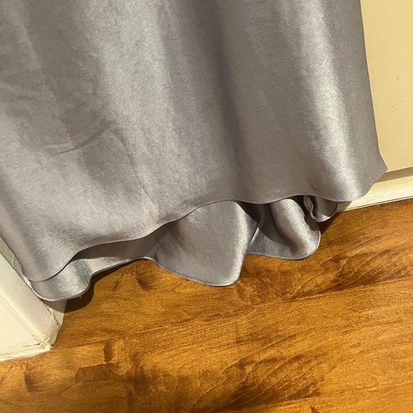 HALSTON. Silver bias cut drop neckline open back dress! Hi Lo MIDI - Picture 6 of 13